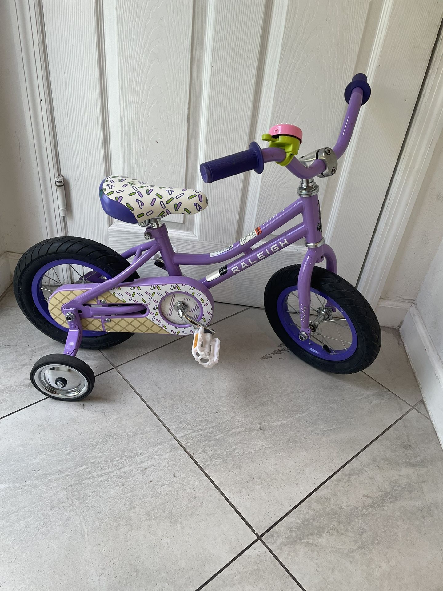 Bike With Training Wheels