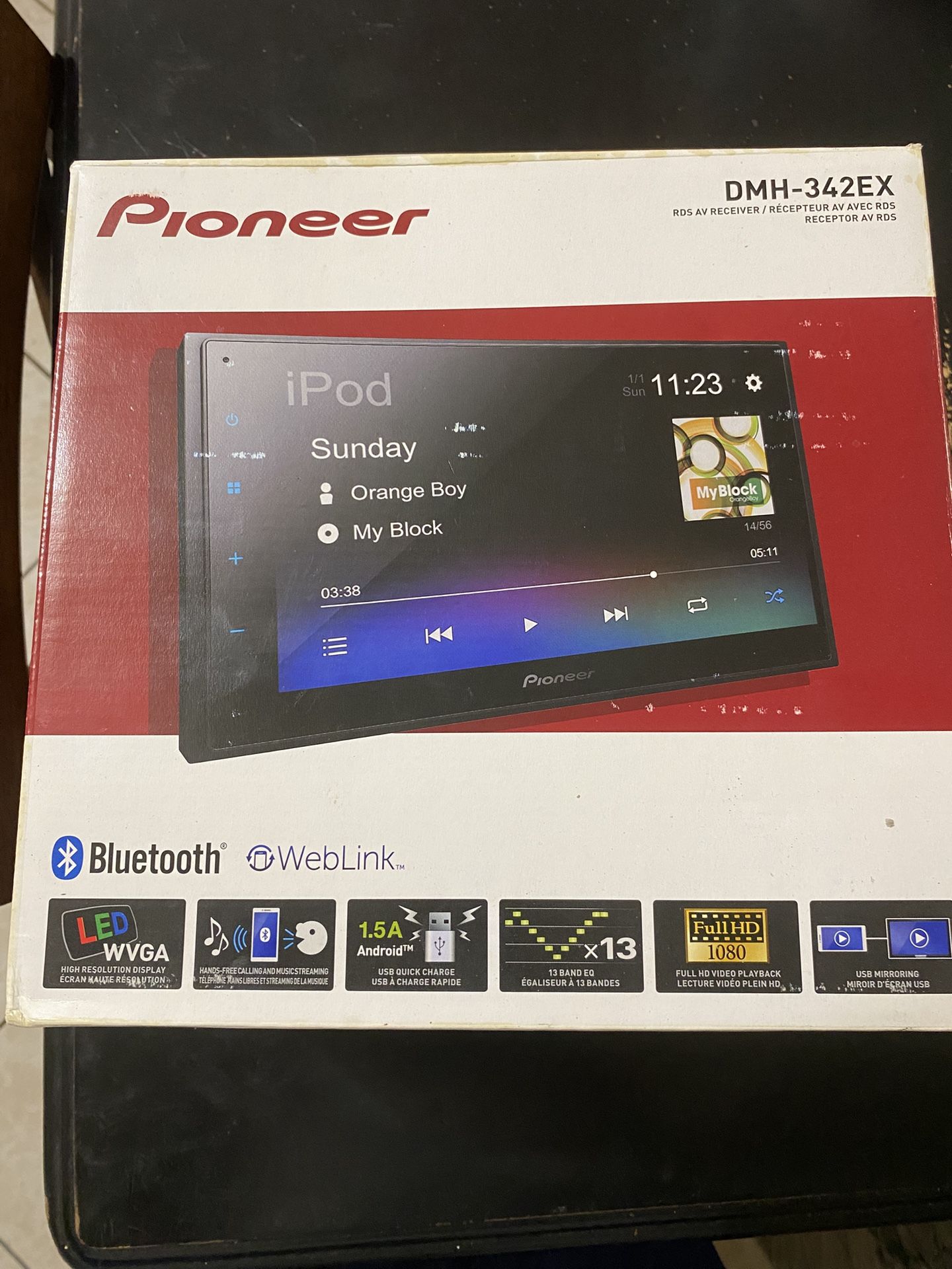 Pioneer Stereo