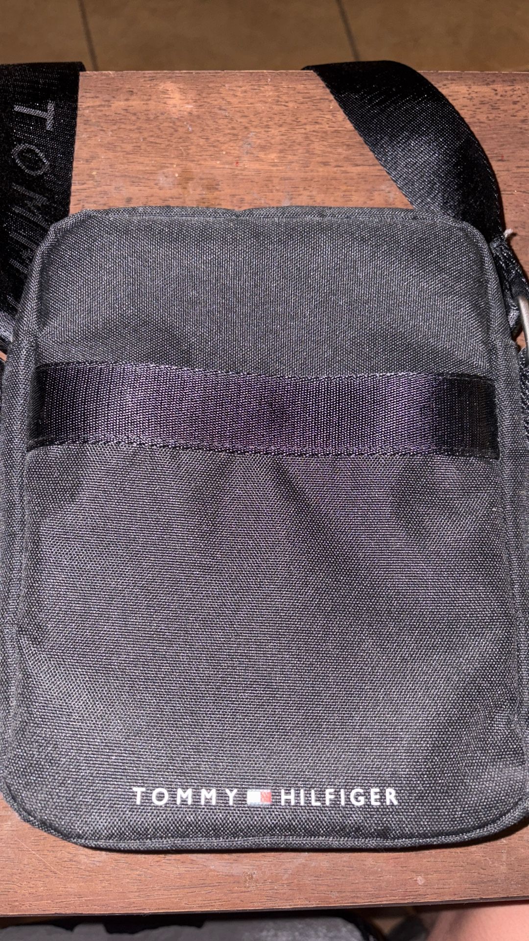 Tommy Hilfiger Crossbody Bag