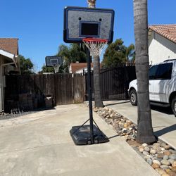 Basketball Hoop 