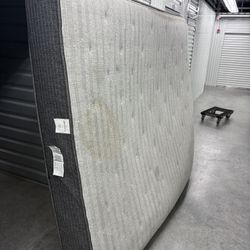 King Size Mattress Free