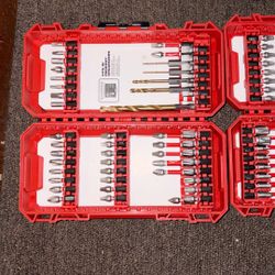 Milwaukee 1/4 (6mm) Compact, Hex Brushes, Impact Driver Drill With The Battery