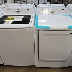 New Samsung 4.4cu Ft Top Load Washer With Agitator And Gas Dryer Set 