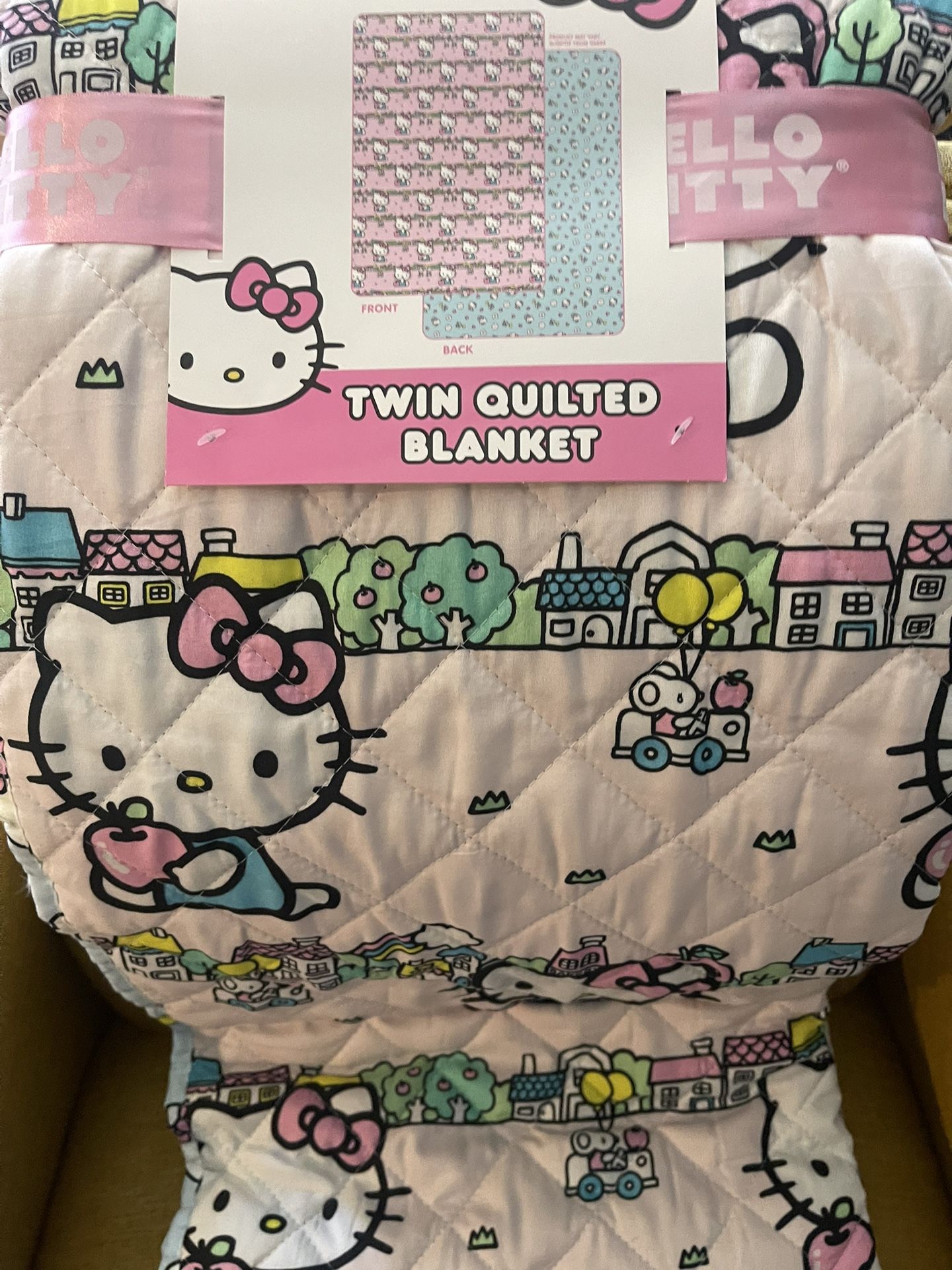 Hello Kitty Twin Quilted Blanket