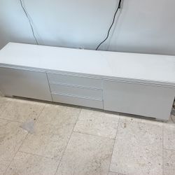 White W/ Glas Top Buffet 