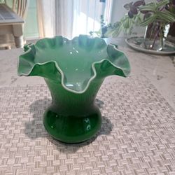 Vintage "Fenton" Ivy Green Crimped Ruffled Vase. 