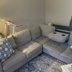 🌟 Gray Sectional Couch w/ Pillows – Cheap & Must Go! 🌟