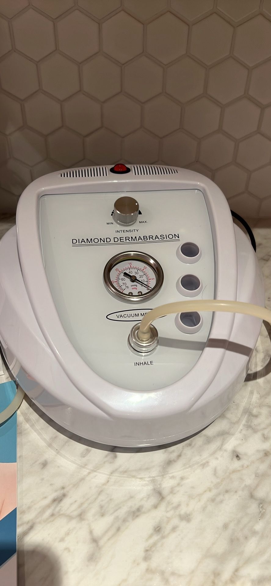 Diamond Dermabrasion Machine W/extra Told And Wands