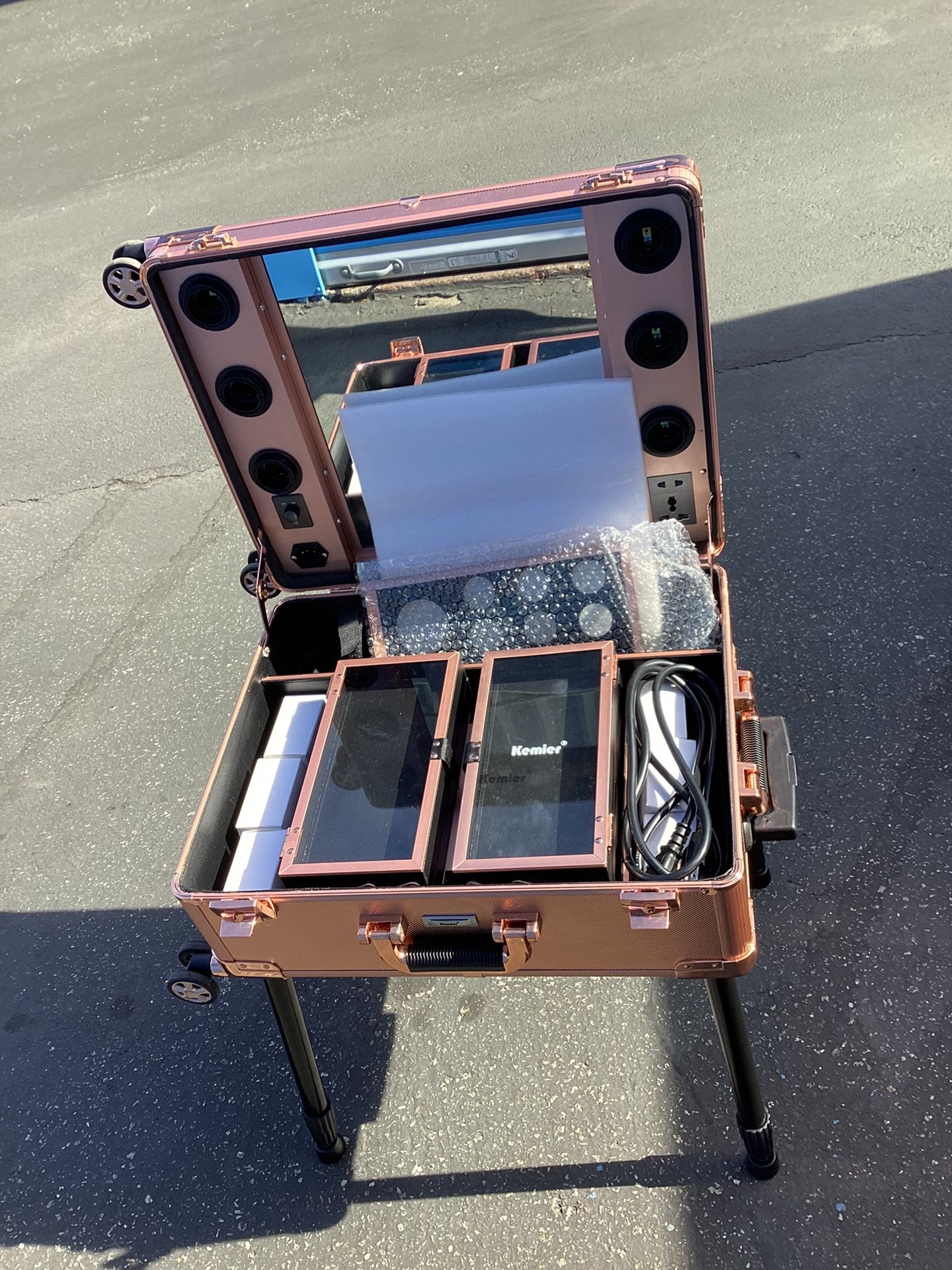 Light Up Vanity Suitcase In Rose Gold 