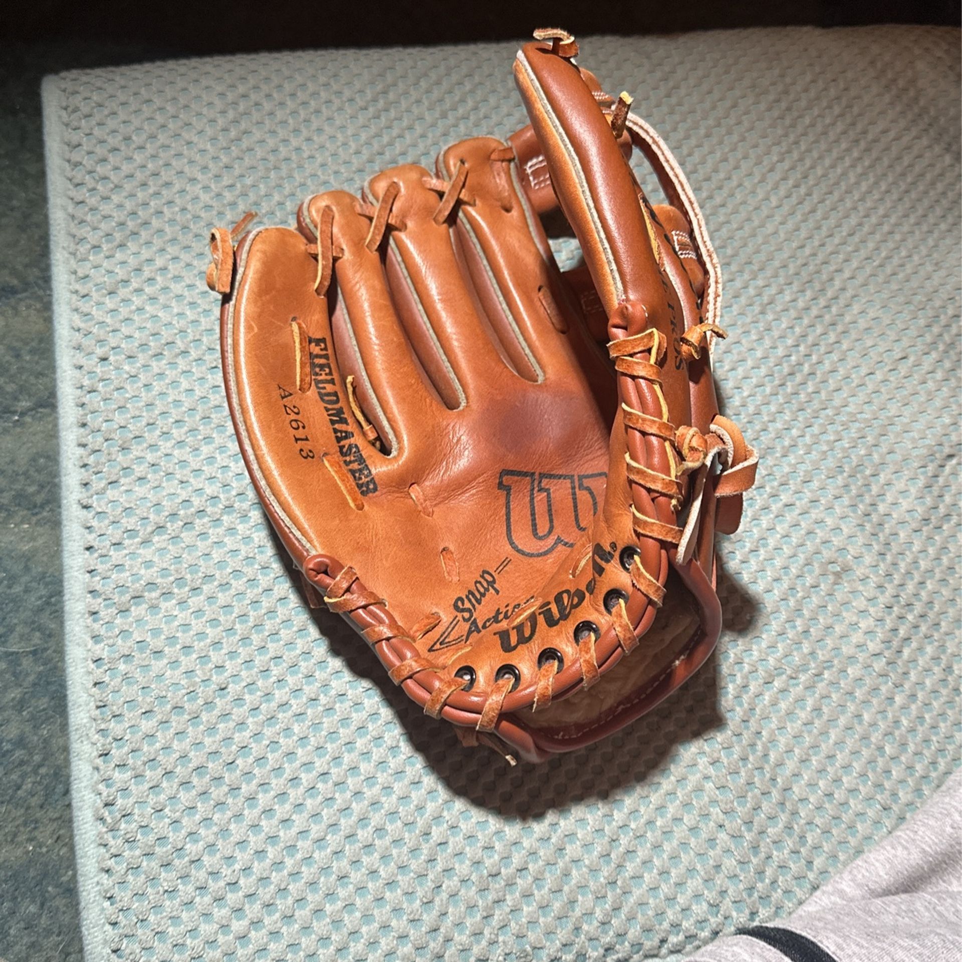 Wilson A2613 Left Handed Thrower LHT Baseball Glove Vtg Brown Fieldmaster 11”