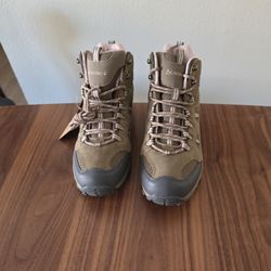 Women's Bearpaw Hiking Boots