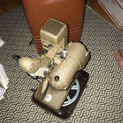 Revere Model 8MM Projector 