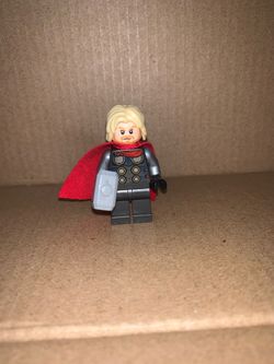 LEGO Thor Minifigure with Mjolnir