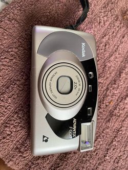 Used Kodak Advantix F600 Zoom APS camera. Retail $15-$30. Now $10