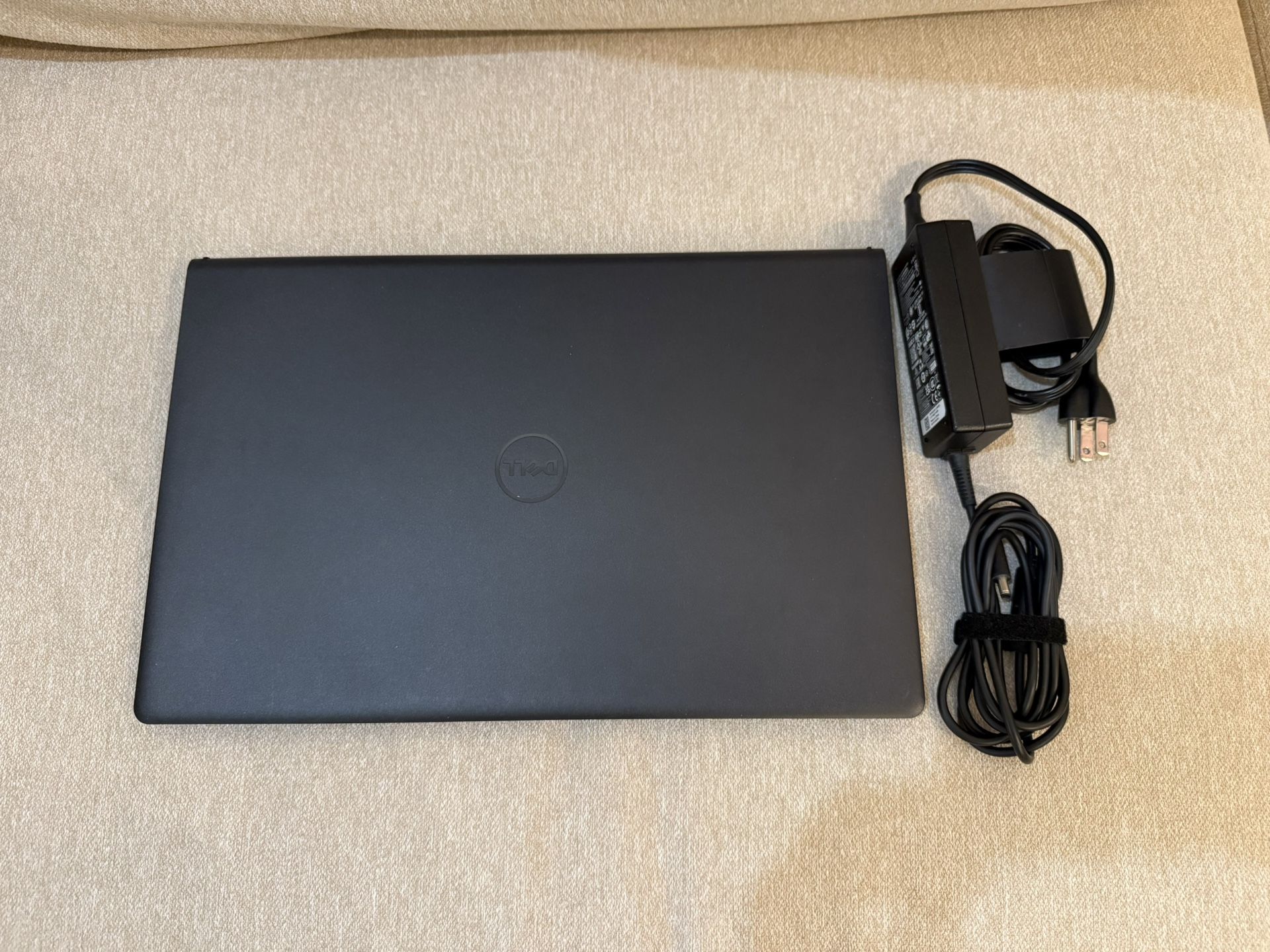 Dell Inspiron 15 3000 Laptop - Like New