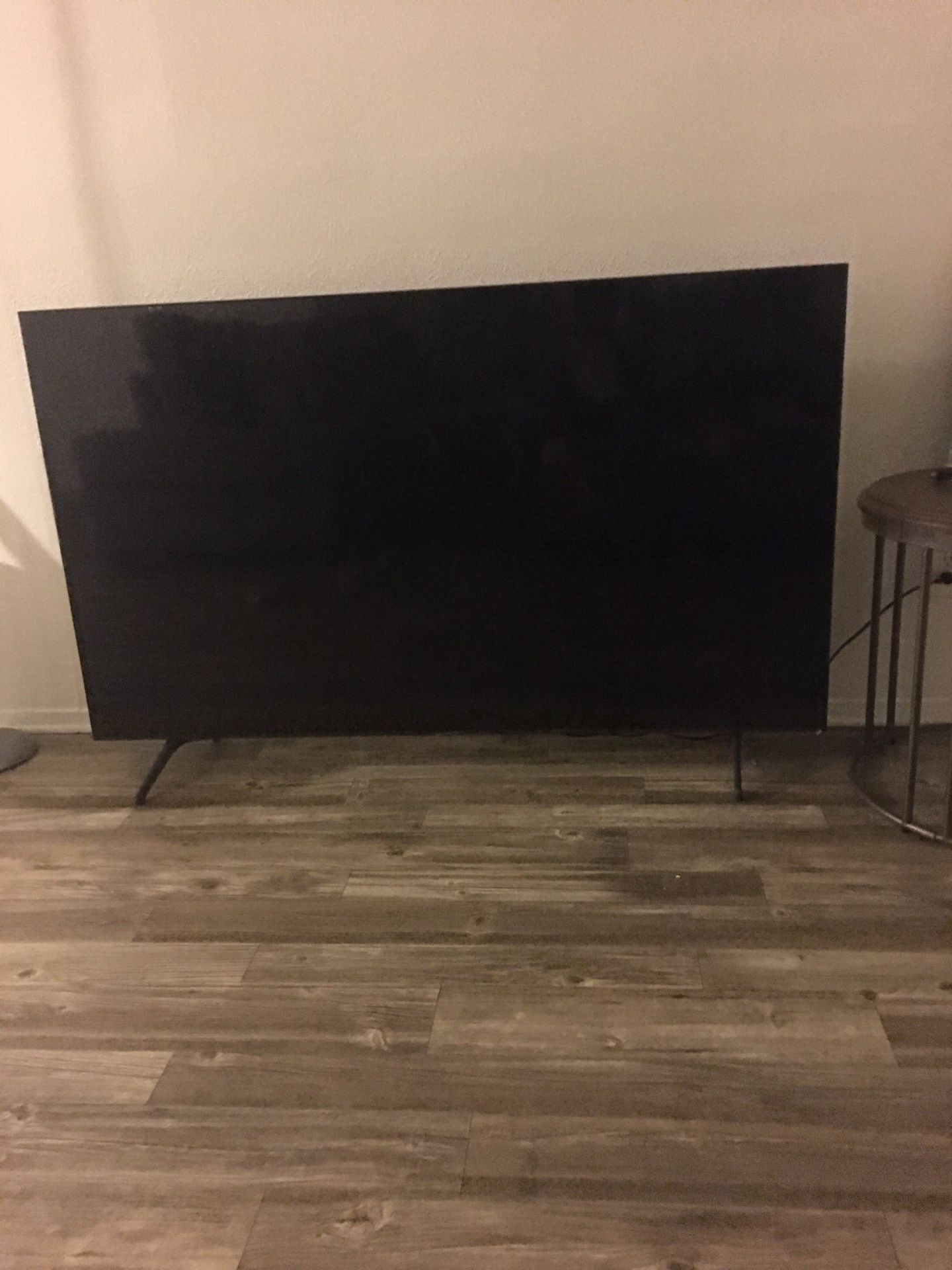 SAMSUNG TV