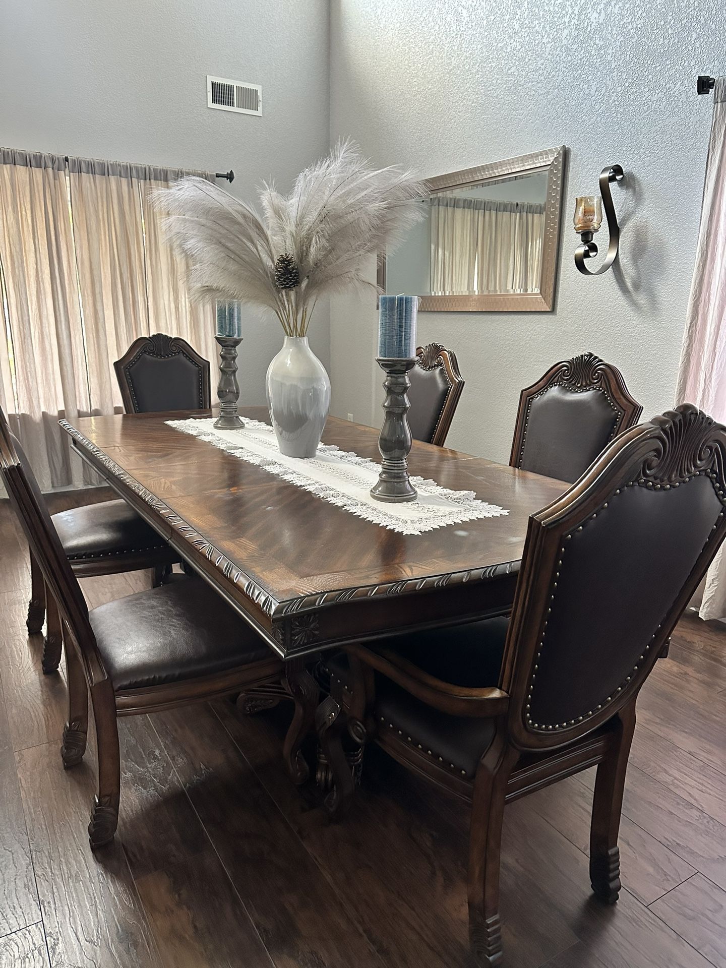 Dinning Table 6 Chairs