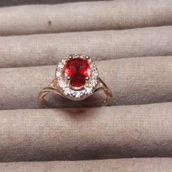 St.Silver Ring W/Red Stone-Sz 7 -2.60 Grams 1st Come 1st Served 202 