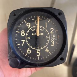 Military Altitude Gauge