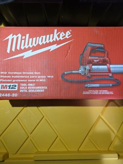 Milwaukee 2446-20 M12 Li-Ion Grease Gun Tool Only