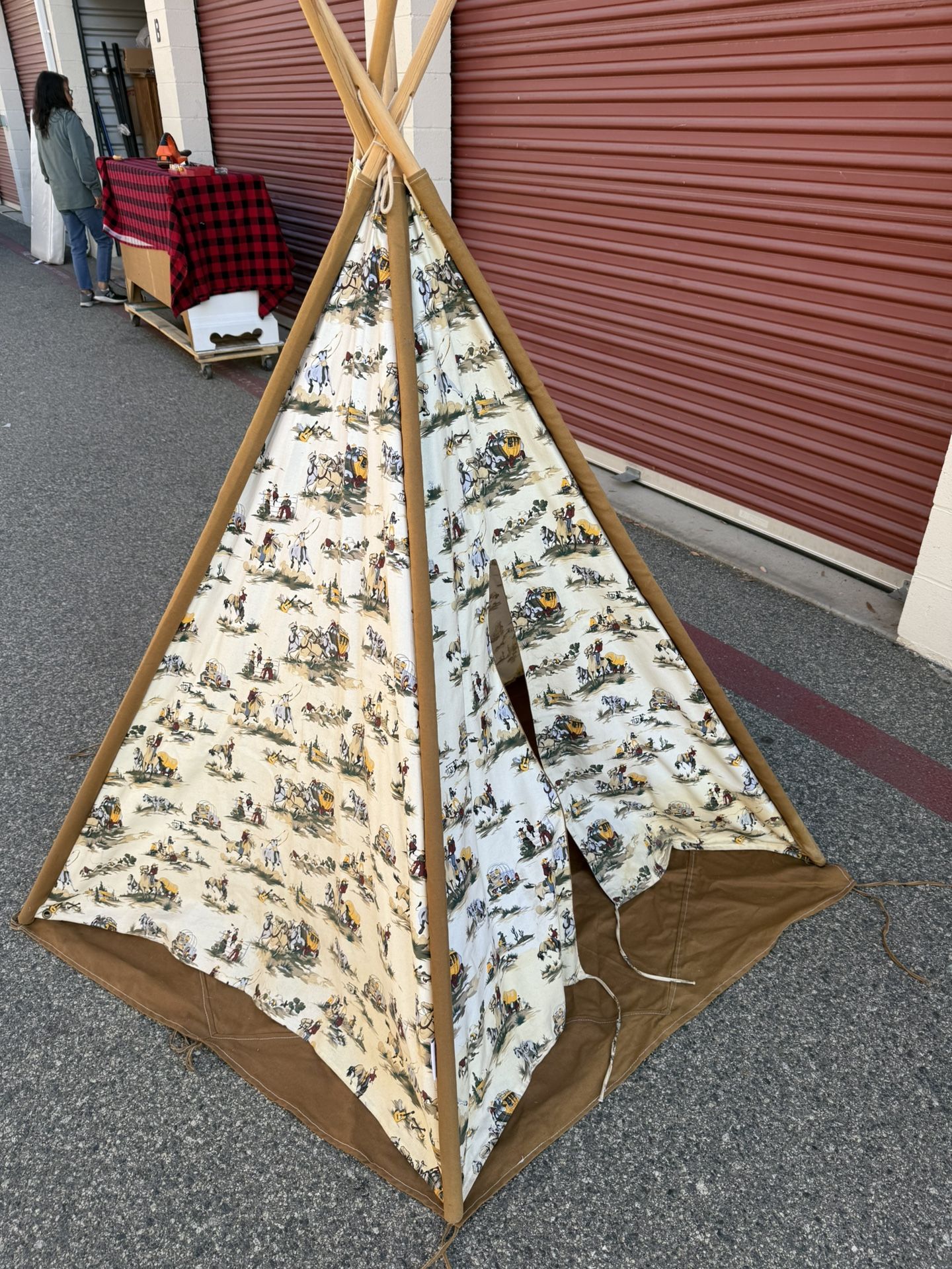 Indian Teepee Kids Play