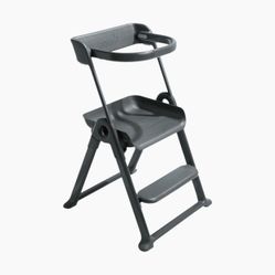 Boon pivot toddler tower