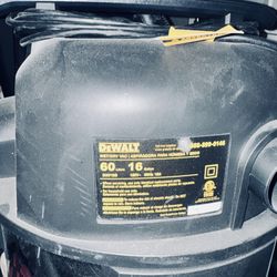 Stainless dewalt Wet/dry 60L DXV16S Model