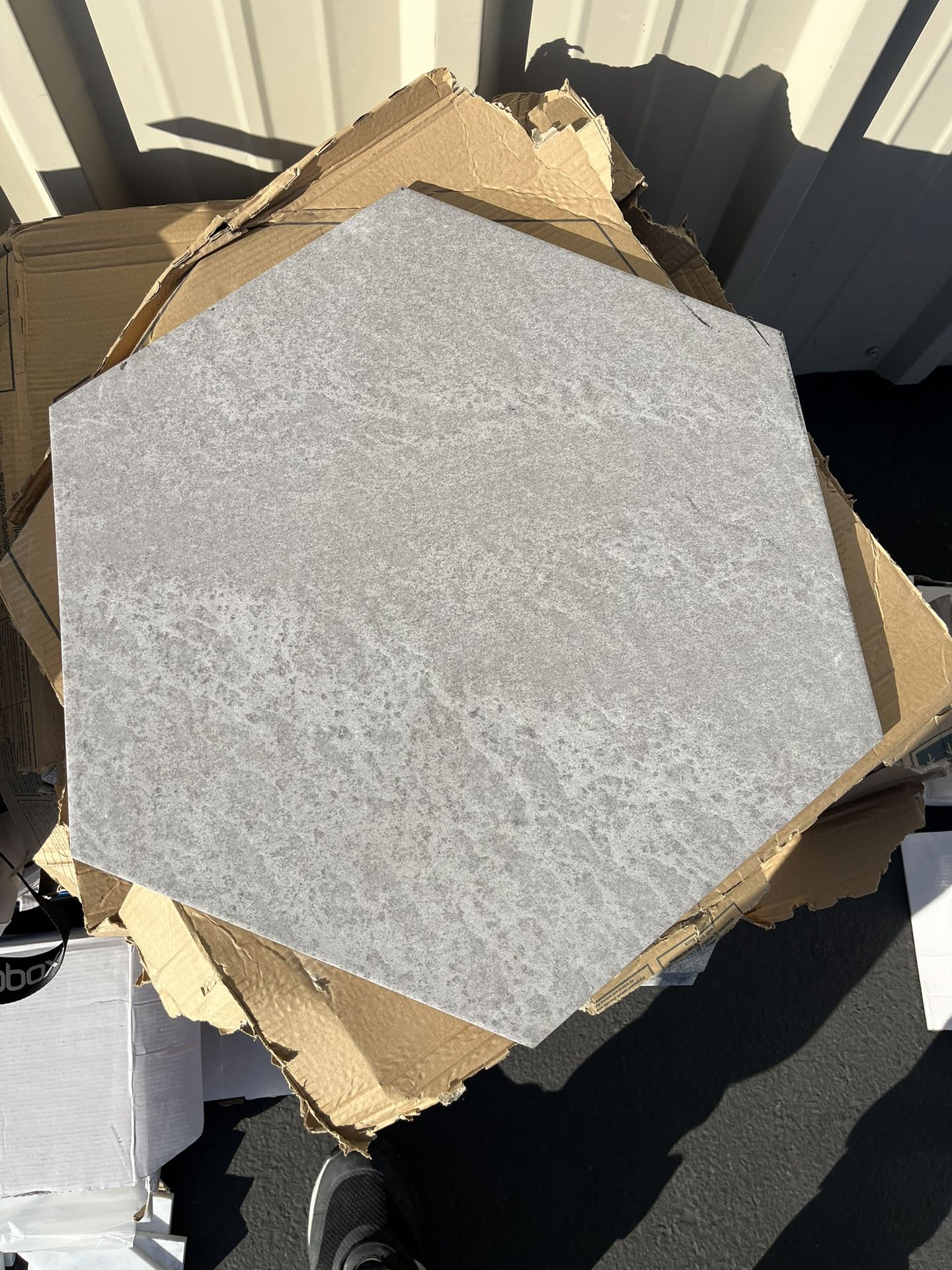 Nagpur Grand Hex Perla 19in x 22in Porcelain Tile (13.2sq.ft per box)
