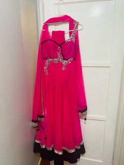 Indian outfit - Gorgeous Indian shalwar (M - PL)