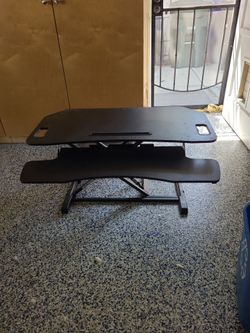 Adjustable Standing desk