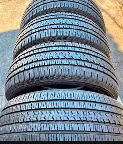 255 65 18 Bridgestone tires Con 80% de Vida Las 4