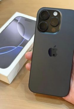 𝚒𝙿𝚑𝚘𝚗𝚎 16 Pro