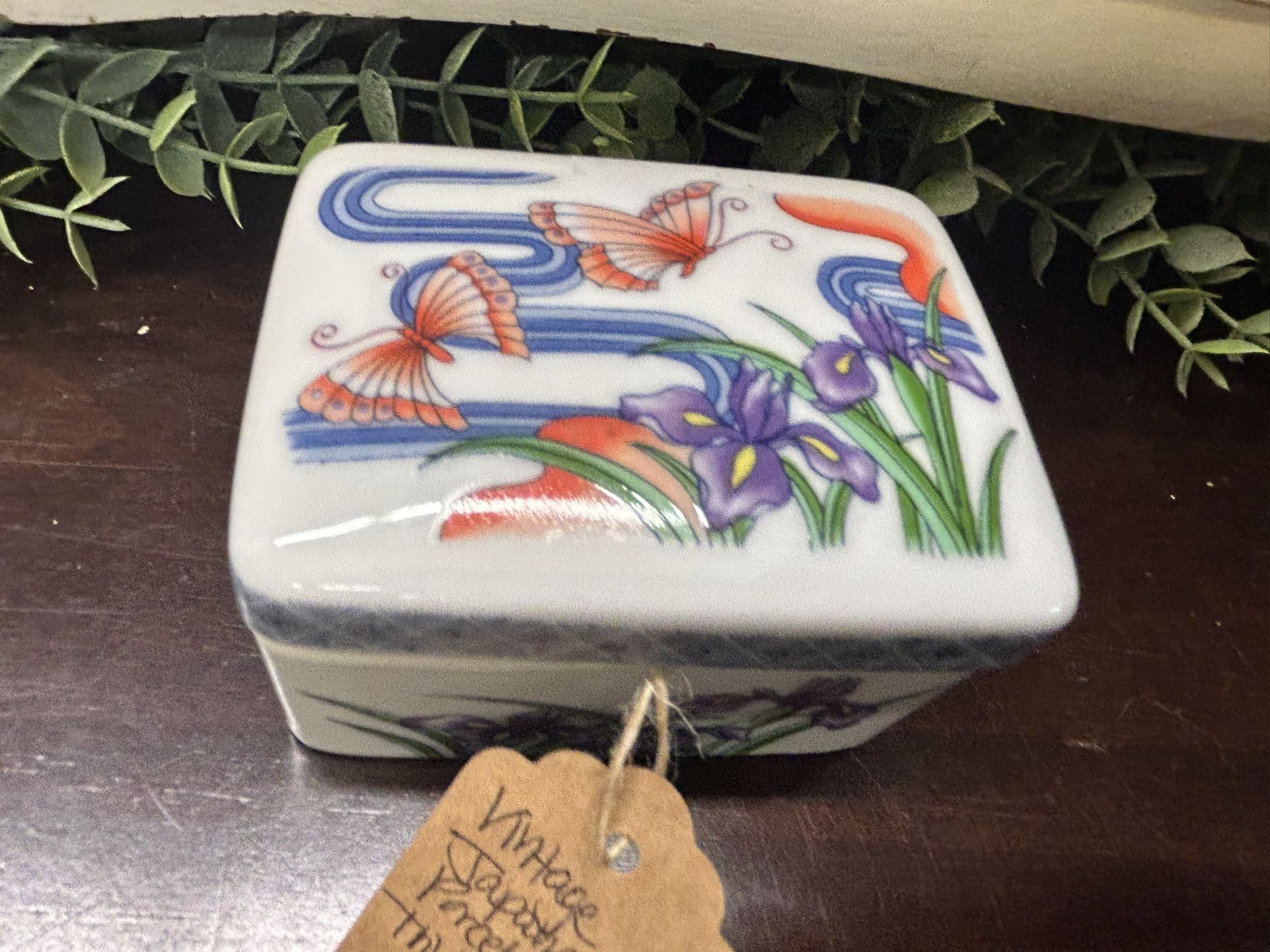 Unique Vintage Japanese Porcelain Trinket Box