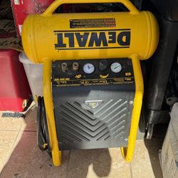 Dewalt Compressor 