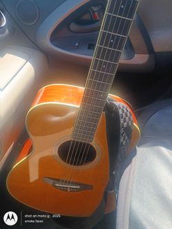 Yamaha guitar