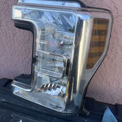 F (contact info removed) Lado Del Chofer Farol Delantero 