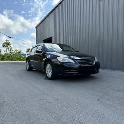 2014 Chrysler 200 LX