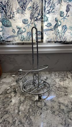 Chrome paper towel holder