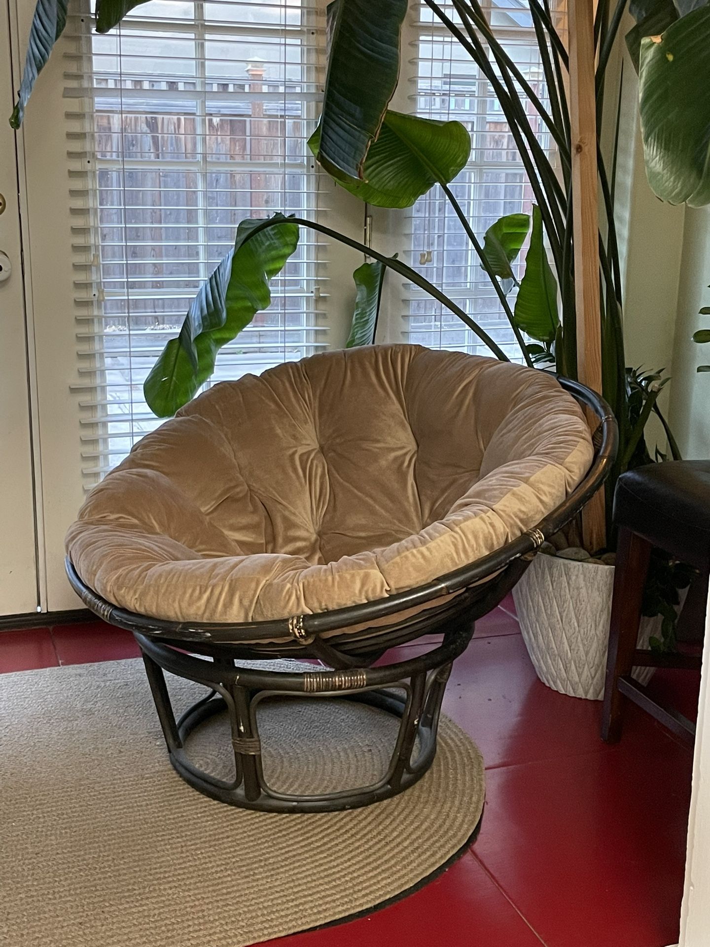Papasan Chair