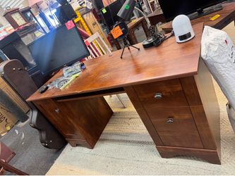 Wood desk used good condition