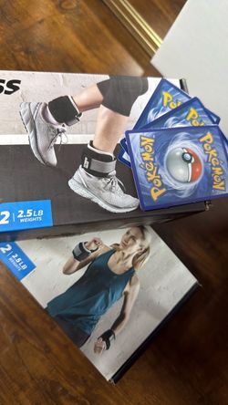 2.5 LB Ankle/Wrist Weights X 3pc Pokemon Cards
