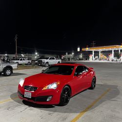 2012 Hyundai Genesis Coupe 3.8 Track Coupe 2D