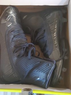 Size 9 Uderarmour Cleats