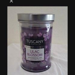 Lilac Blossom 18 Oz- 2 Wick Candle