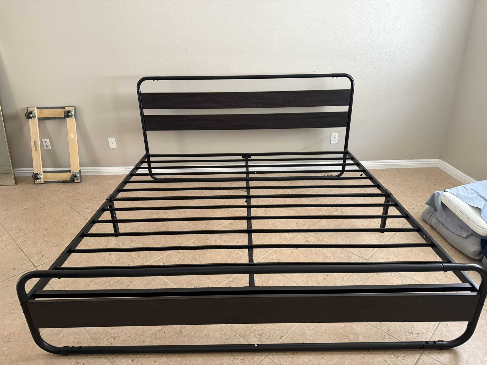 Cal-King Metal Bed Frame