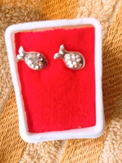 Beautiful fish earrings silver 925 beaded