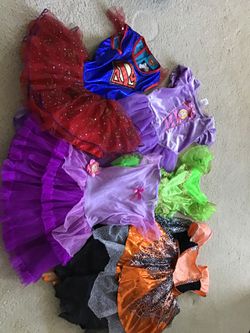 Halloween costumes/Dress up bundle SIZE 4