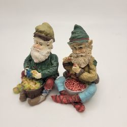 Set Of 2 Resin Garden Gnome Figurines Christmas Elves 2.5" Tall Fruit Baskets