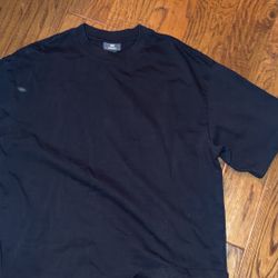 H&M Black Oversize tee (Size S)