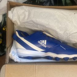 Baseball cleats